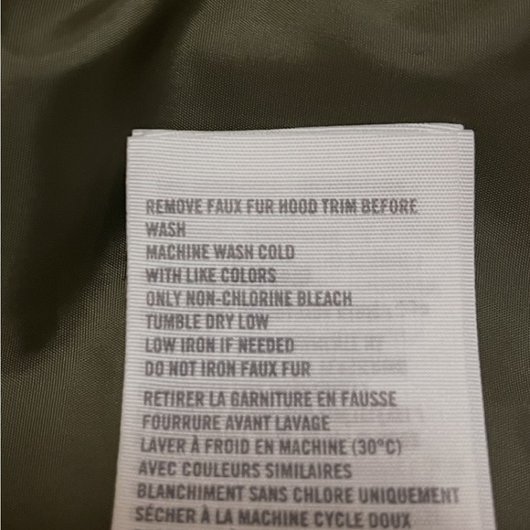 Hollister Winter Coat Siz (Teen and Young Adult) Large - Picture 7 of 7